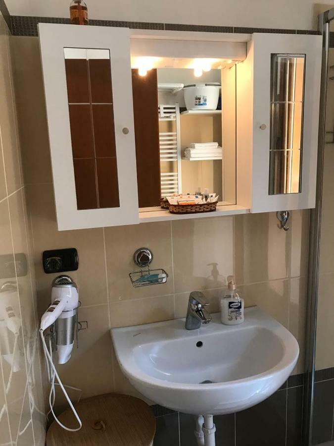 בלאנו Apartment With Garden And Terrace Beautiful Lake View מראה חיצוני תמונה